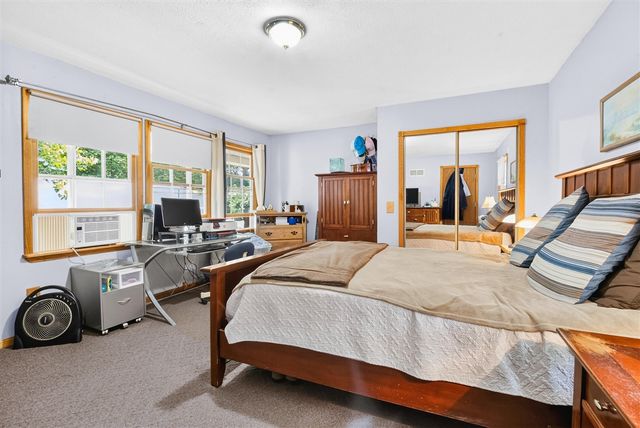 11736 E D Avenue, Richland, MI 49083
