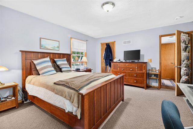 11736 E D Avenue, Richland, MI 49083