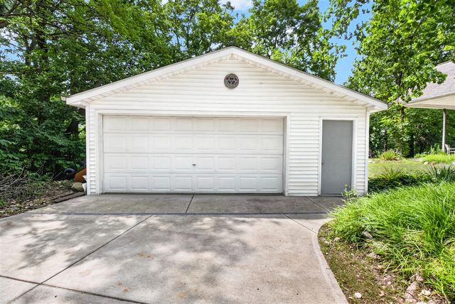 11736 E D Avenue, Richland, MI 49083