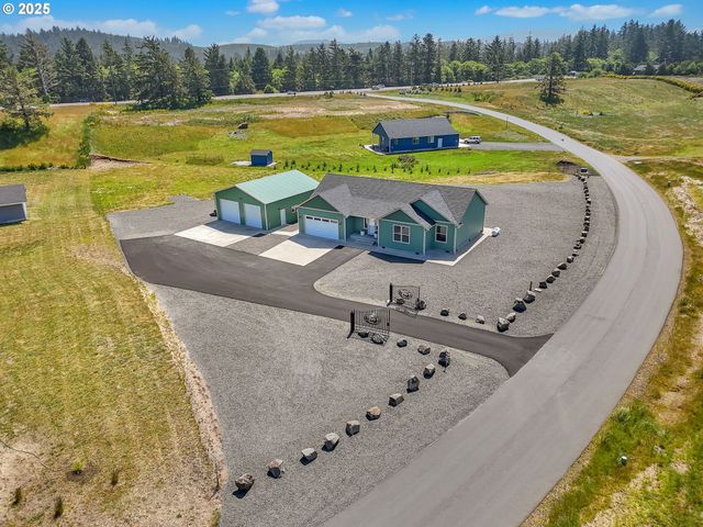 33455 BING Ln, Warrenton, OR 97146