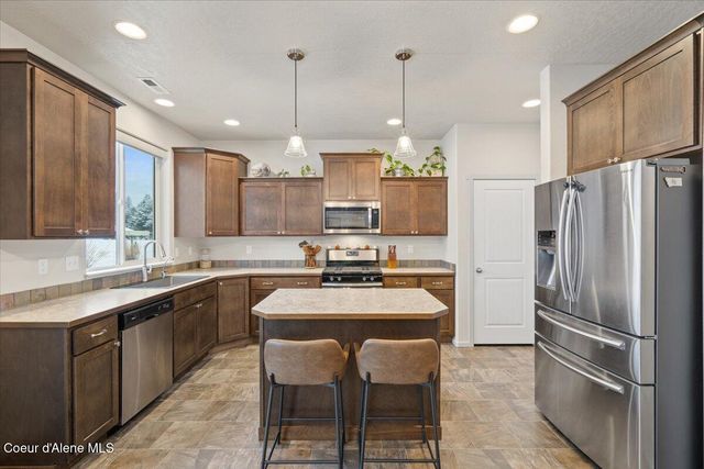 6891 W CHRISTINE ST, Rathdrum, ID 83858