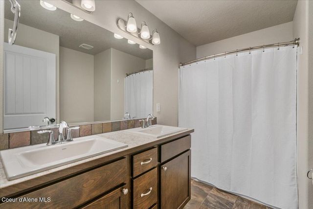 6891 W CHRISTINE ST, Rathdrum, ID 83858