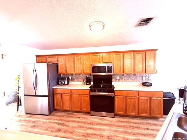 422 Abigail, Converse, TX 78109