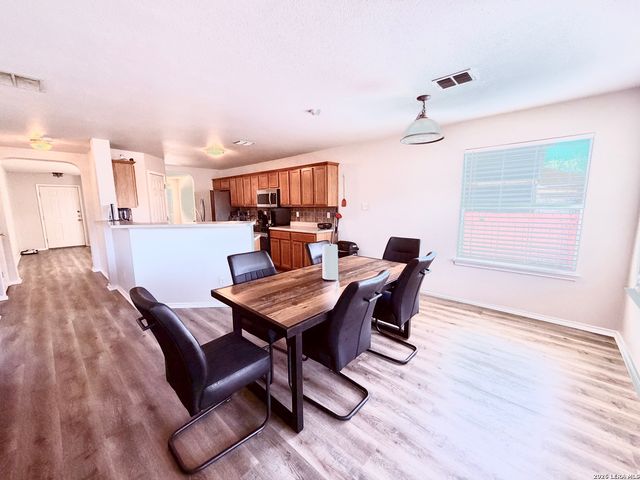 422 Abigail, Converse, TX 78109