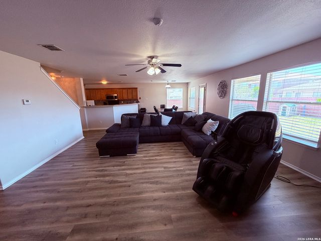 422 Abigail, Converse, TX 78109