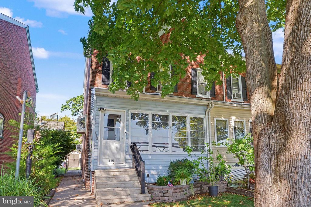 119 2ND AVE, ROEBLING, NJ 08554 — photo 2