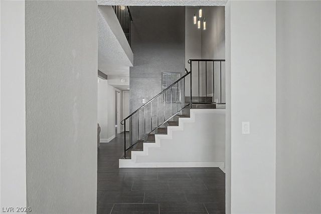 1884 Roxbury Lane, Las Vegas, NV 89119
