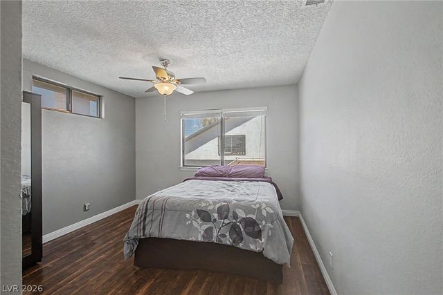 1884 Roxbury Lane, Las Vegas, NV 89119