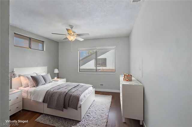 1884 Roxbury Lane, Las Vegas, NV 89119