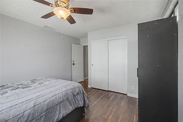 1884 Roxbury Lane, Las Vegas, NV 89119