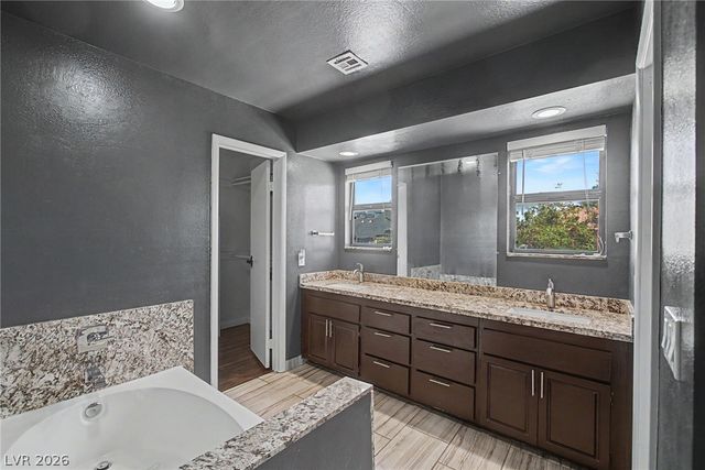 1884 Roxbury Lane, Las Vegas, NV 89119