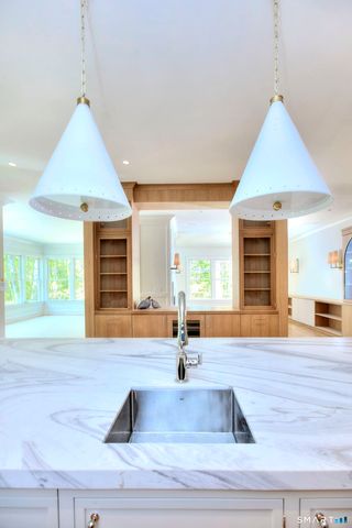 10 Mary Jane Lane, Westport, CT 06880