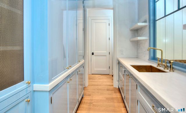 10 Mary Jane Lane, Westport, CT 06880