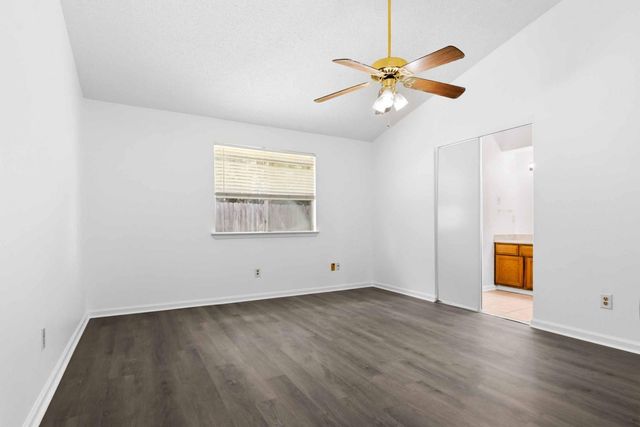 6922 Skyline Park Drive, Katy, TX 77449