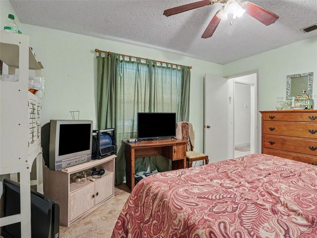 450 SANDESTIN DRIVE, Winter Haven, FL 33884