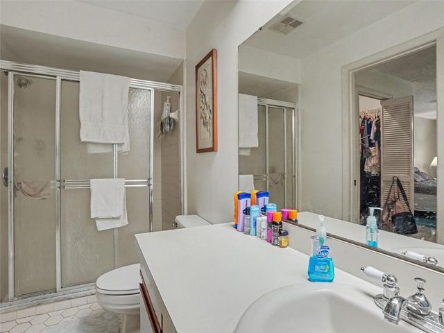 450 SANDESTIN DRIVE, Winter Haven, FL 33884