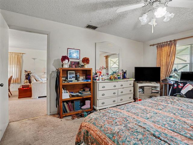 450 SANDESTIN DRIVE, Winter Haven, FL 33884