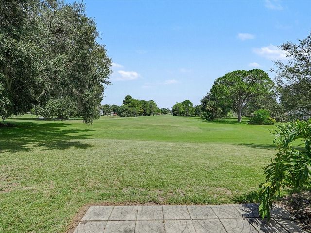 450 SANDESTIN DRIVE, Winter Haven, FL 33884