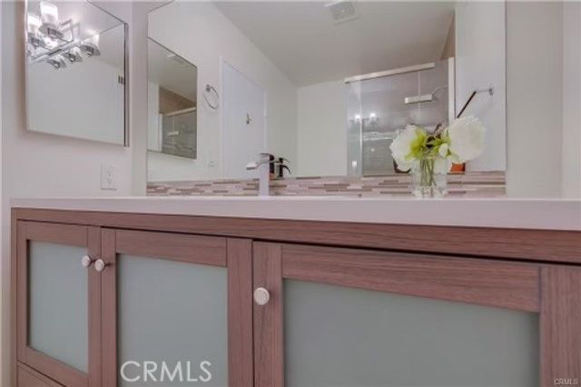 12720 Burbank 114, Valley Village, CA 91607