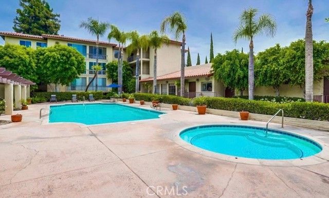 12720 Burbank 114, Valley Village, CA 91607