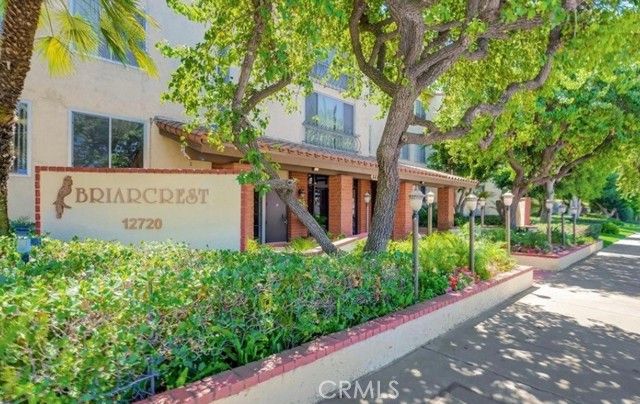 12720 Burbank 114, Valley Village, CA 91607