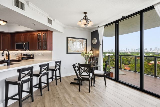 2301 SW 27th Ave 1001, Miami, FL 33145