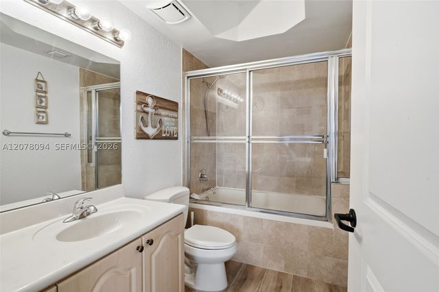 2301 SW 27th Ave 1001, Miami, FL 33145