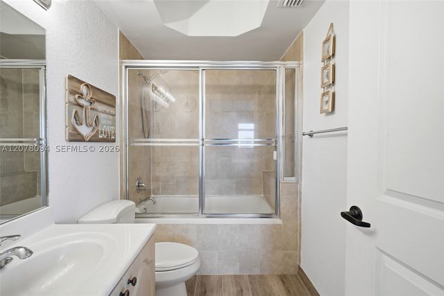 2301 SW 27th Ave 1001, Miami, FL 33145
