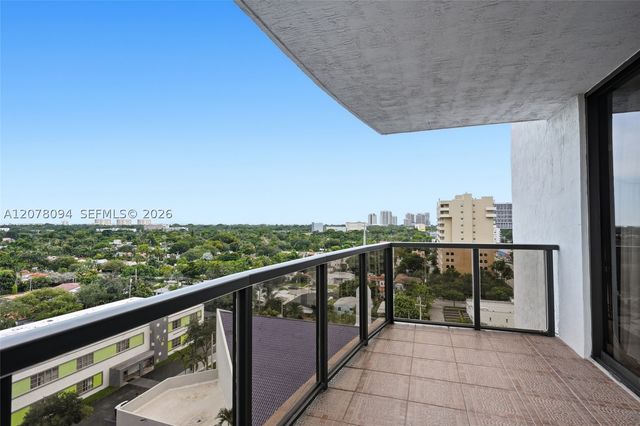 2301 SW 27th Ave 1001, Miami, FL 33145
