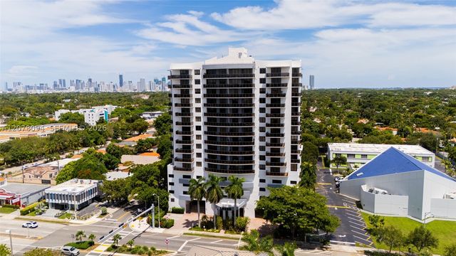 2301 SW 27th Ave 1001, Miami, FL 33145