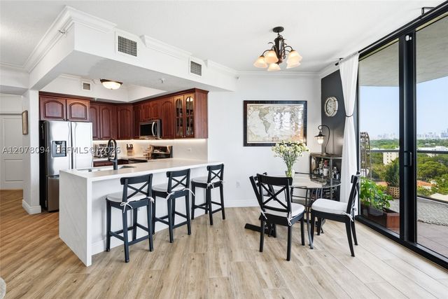 2301 SW 27th Ave 1001, Miami, FL 33145