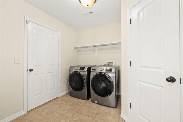 1495 N Corsica, Fayetteville, AR 72704