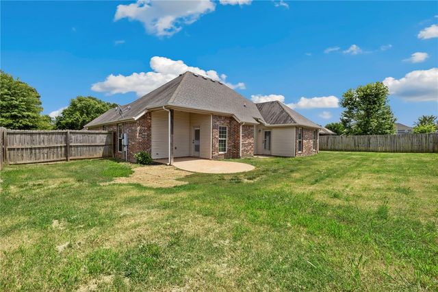 1495 N Corsica, Fayetteville, AR 72704
