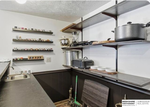 12910 Courtney Drive, Bellevue, NE 68123