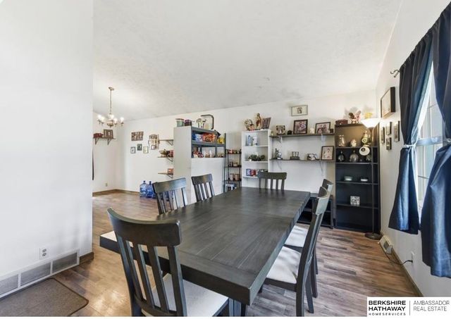 12910 Courtney Drive, Bellevue, NE 68123