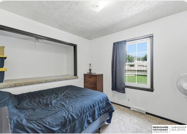 12910 Courtney Drive, Bellevue, NE 68123