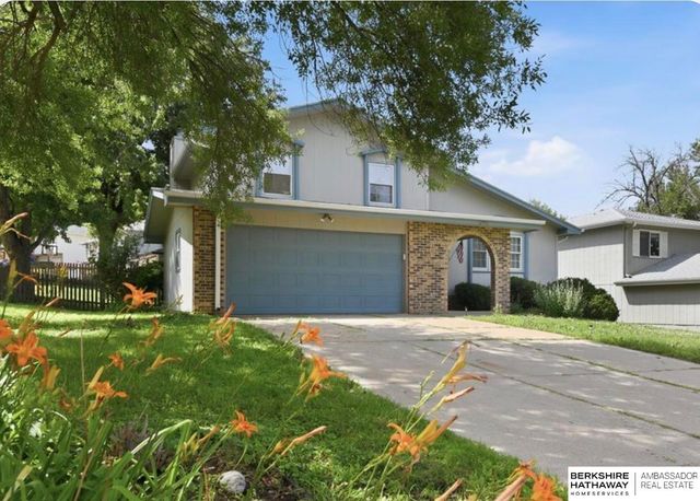 12910 Courtney Drive, Bellevue, NE 68123