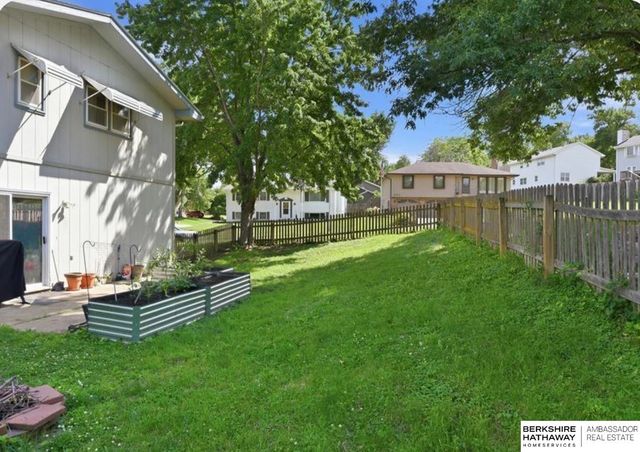 12910 Courtney Drive, Bellevue, NE 68123