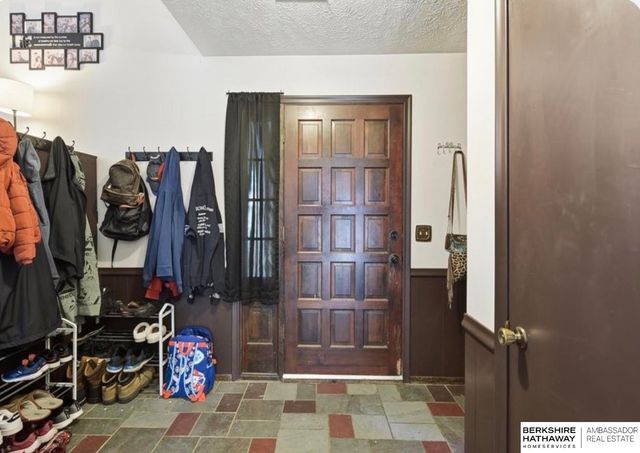 12910 Courtney Drive, Bellevue, NE 68123