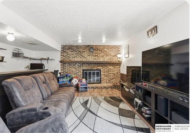 12910 Courtney Drive, Bellevue, NE 68123