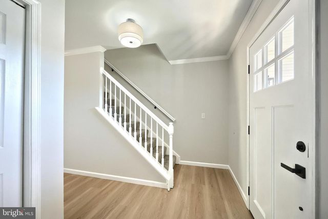 530 SILVER MAPLE CT, Mount Wolf, PA 17347