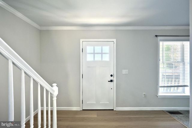530 SILVER MAPLE CT, Mount Wolf, PA 17347