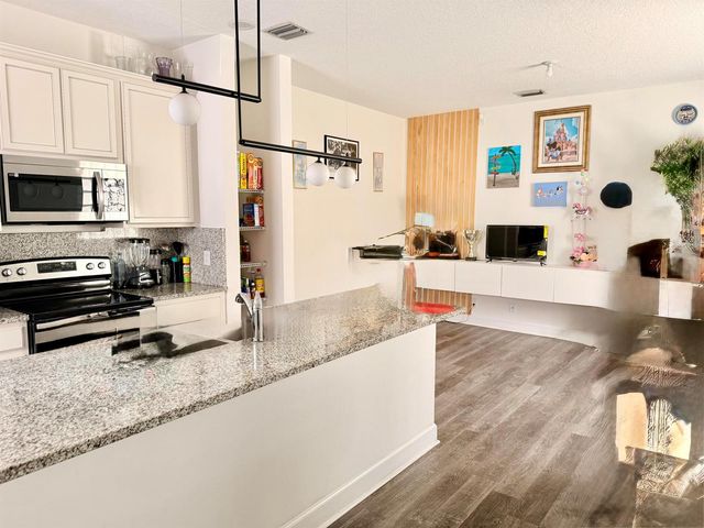 611 N F Street, Lake Worth Beach, FL 33460