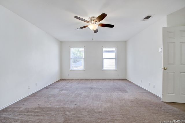 8615 Tioga, Helotes, TX 78023