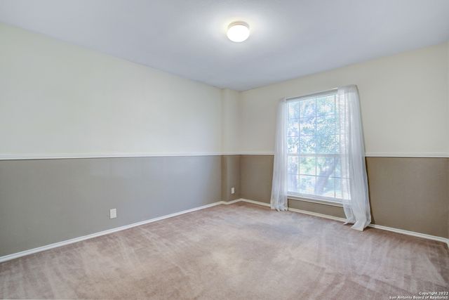 8615 Tioga, Helotes, TX 78023