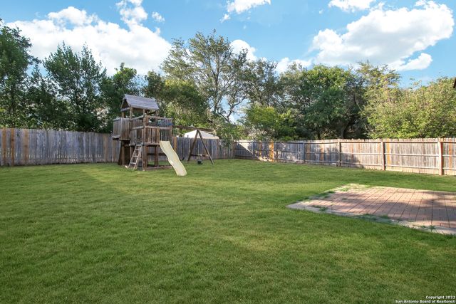 8615 Tioga, Helotes, TX 78023