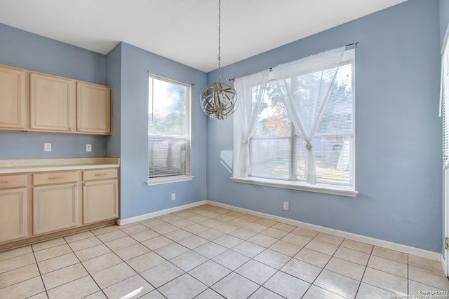 8615 Tioga, Helotes, TX 78023