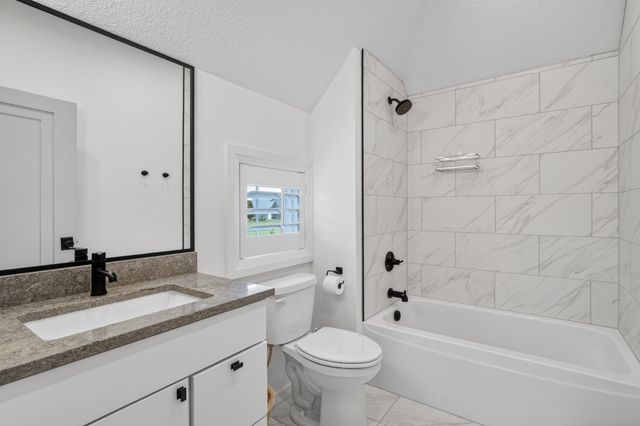 410 N 36th Street, Cumming, IA 50061