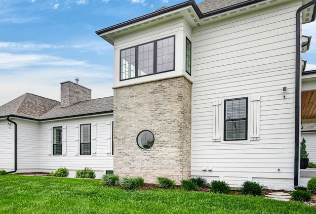 410 N 36th Street, Cumming, IA 50061
