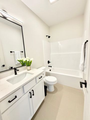 14104 E Willowgreen Ct, Wichita, KS 67230